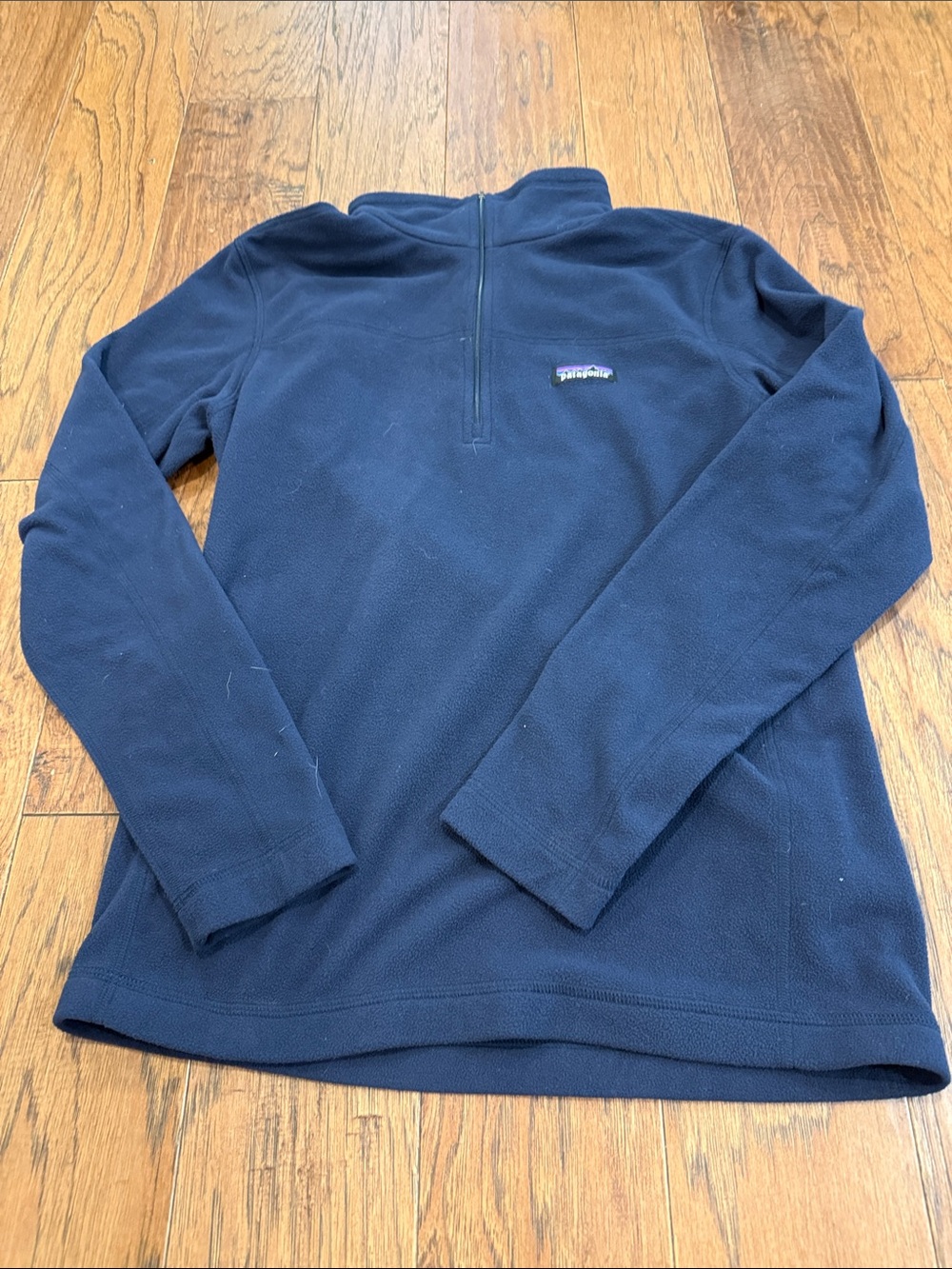 Patagonia Women’s Navy Half-Zip Fleece Pullover, Small